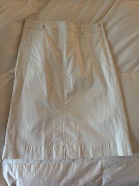 Talbots Classic White A-Line Skirt with Front Slit